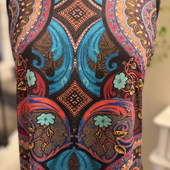 Aryeh Vibrant Paisley Midi Dress - Picture 4 of 4
